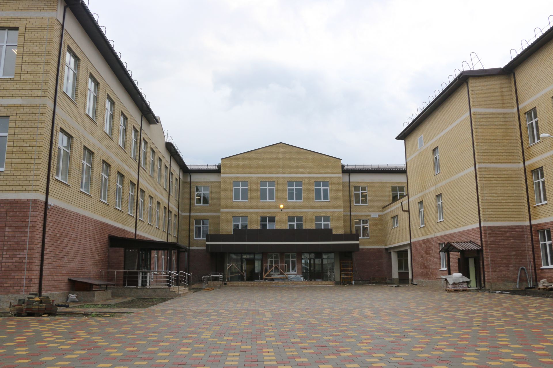 Новая школа в 13 микрорайоне Новороссийск