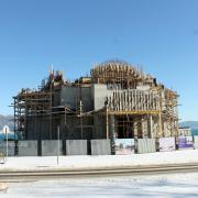 Строящаяся церковь на набережной возле к-ра Нептун. Зима 2014. Новороссийск