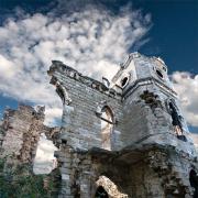 Новороссийск. Руины оставшиеся от Дачи Галицина