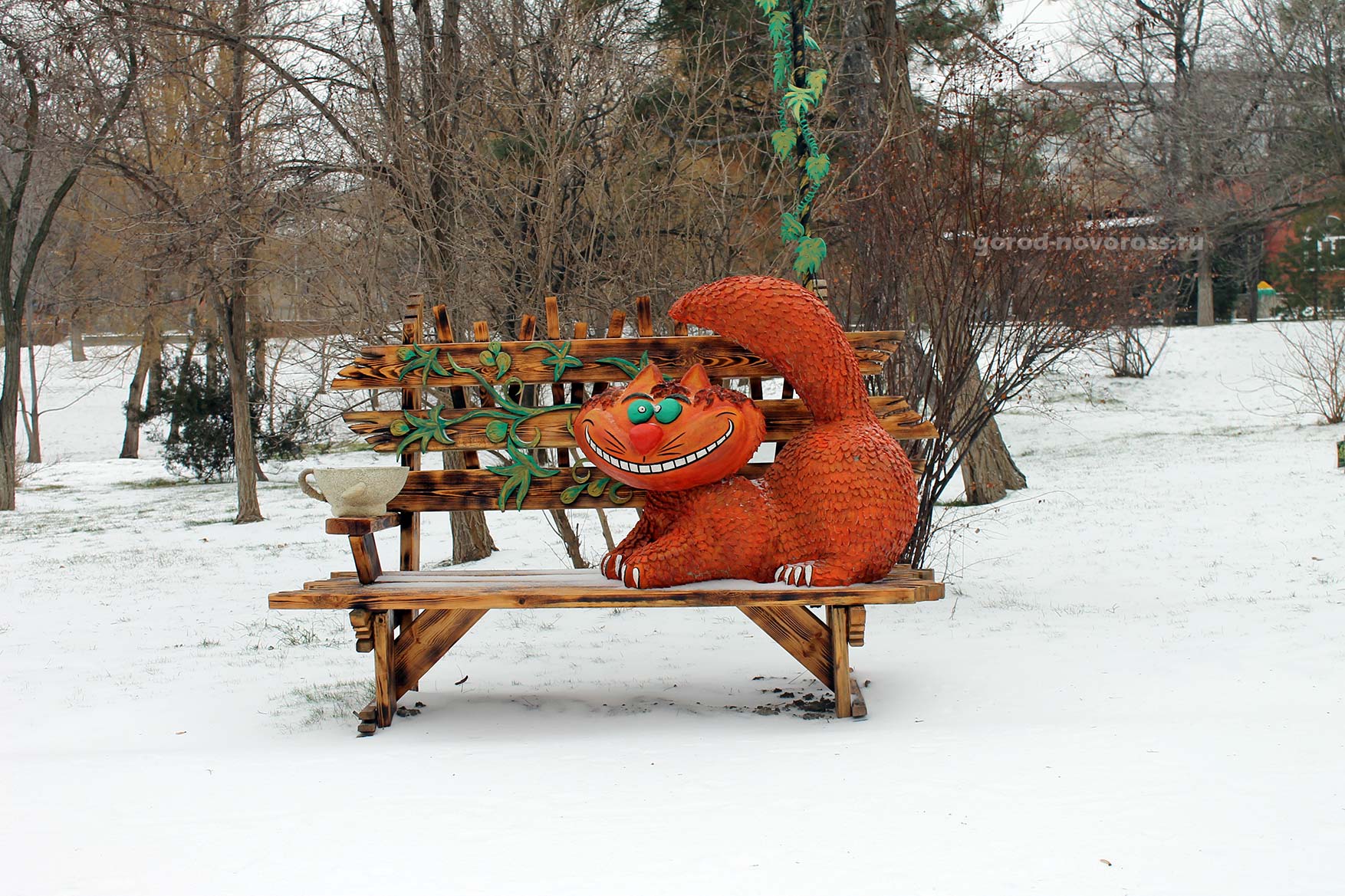 Рыжий кот в Парке Фрунзе. Зима 2014. Новороссийск