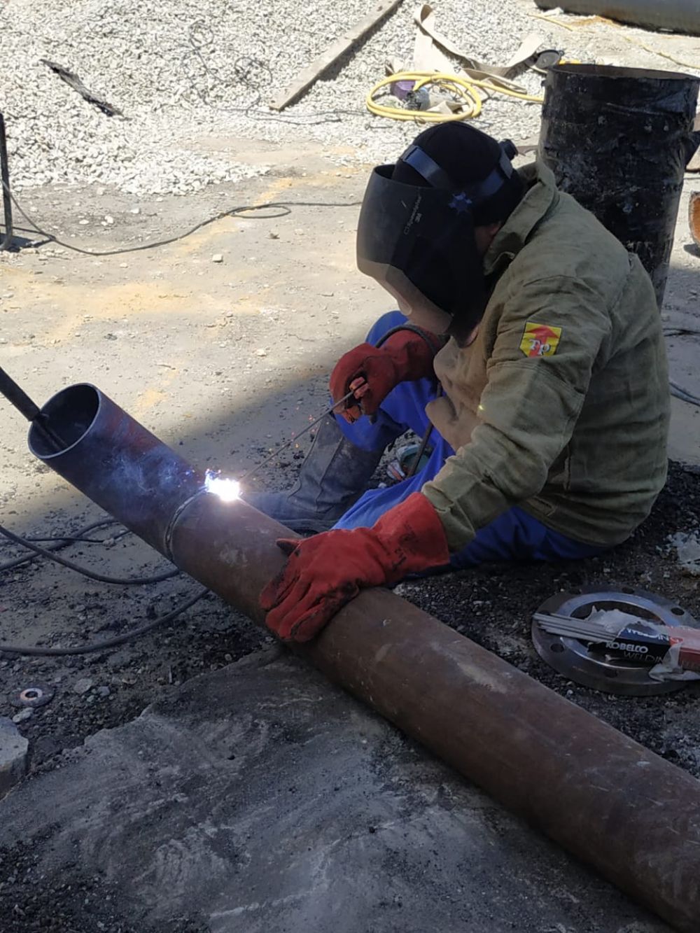 В Новороссийске завершены работы по переврезке на водопроводе по ул. Революции  1905 года + фото