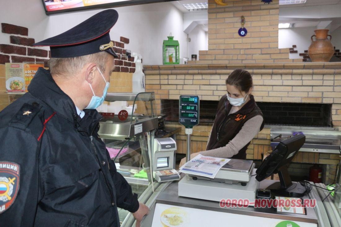 Полиция центральный. Сотрудники центрального отдела полиции. Отдел полиции центрального района города Новороссийск. Центральный отдел полиции потг Новороссийск. Профилактика фальшивомонетничества 2021.