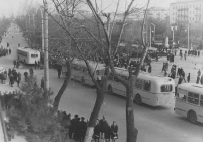 Уникальные фото первого новороссийского троллейбуса - фото 1 апреля 1969
