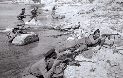 Высадка десанта, Малая земля 1943 год