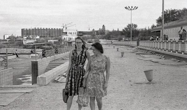 У городского пляжа. 1979 год Новороссийск.