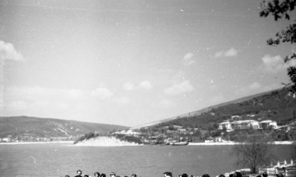 Абрау-Дюрсо. Вид на озеро. 1968—1969 года